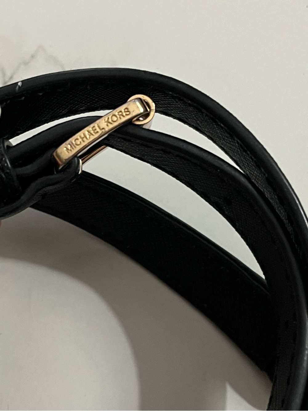 Michael Kors Black Saffiano Leather Strap - Picture 3 of 7